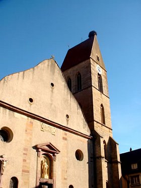 Le clocher de l'église Saint Pierre et Paul d'Eguisheim