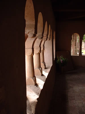 La galerie-porche de la chapelle Sainte Marguerite