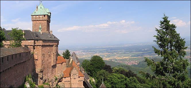 La plaine d'Alsace vue depuis le Haut Koenigsbourg