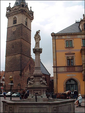 La fontaine de Sainte Odile à Obernai