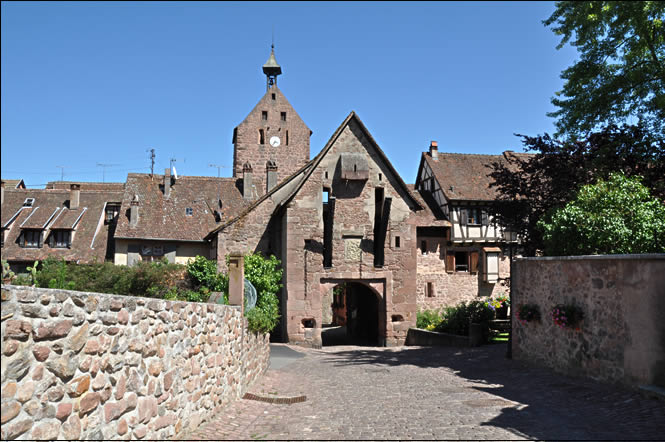 La porte fortifiée de Riquewihr