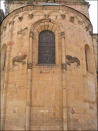 Le chevet de l'église Saint Pierre et Paul de Rosheim