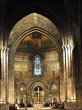 Le choeur de la cathédrale de Strasbourg
