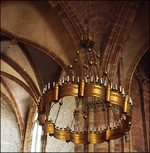 Le lustre de l'église Saints Pierre et Paul de Wissembourg